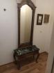 Antike gepflegte Garderobe / / Spiegelaufsatzkommode