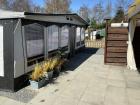 Wohnwagen mit Vorzelt Campingplatz-Inventar in Scharbeutz