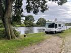 Campingplatz mehr als 120 Stp. ertragreich Vollexistenz Lage an Fluß in Land
