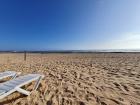 Reisebegleiterin Weiblich gesucht Sonne Strand Wasser